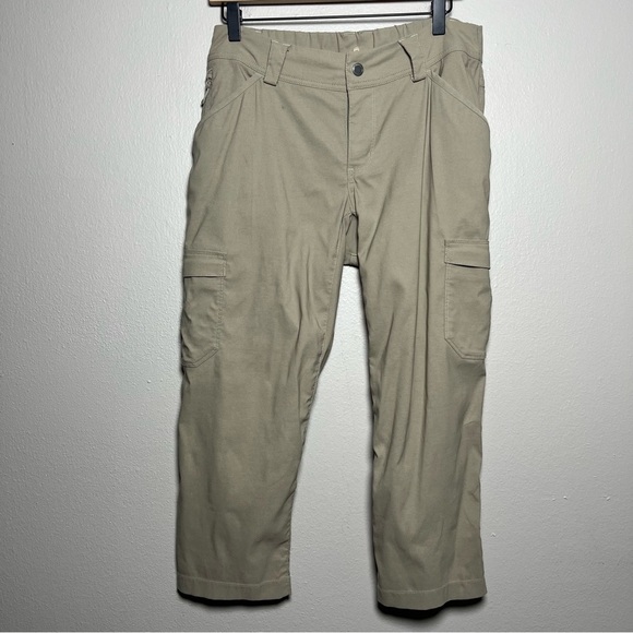 Duluth Trading Women's Dry on the Fly Capris Pants‎ 6 Tan Hiking Outdoor Nylon - Picture 1 of 12